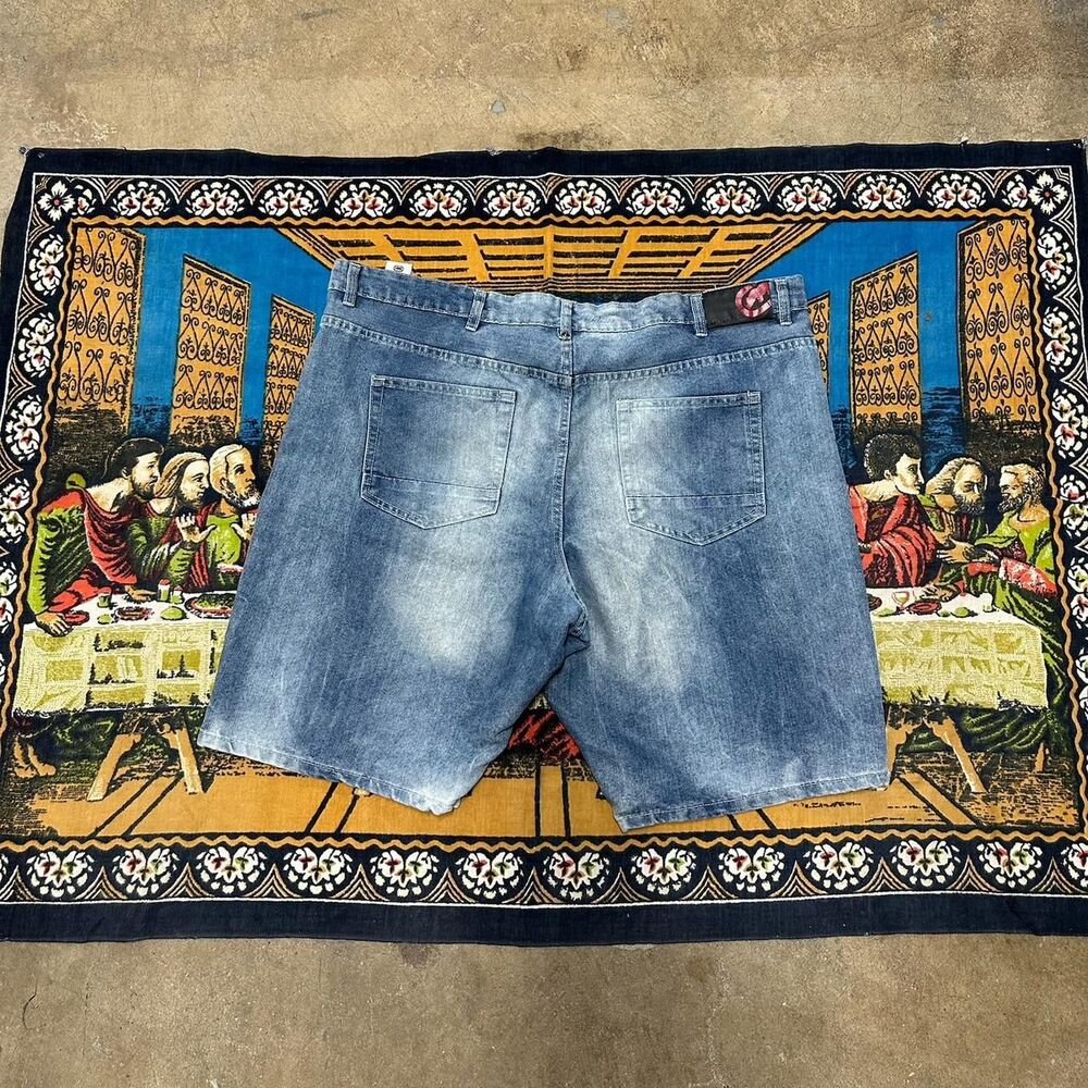 Ecko Unltd blue denim jorts Size 44 baggy relaxed fit light blue wash y2k skater